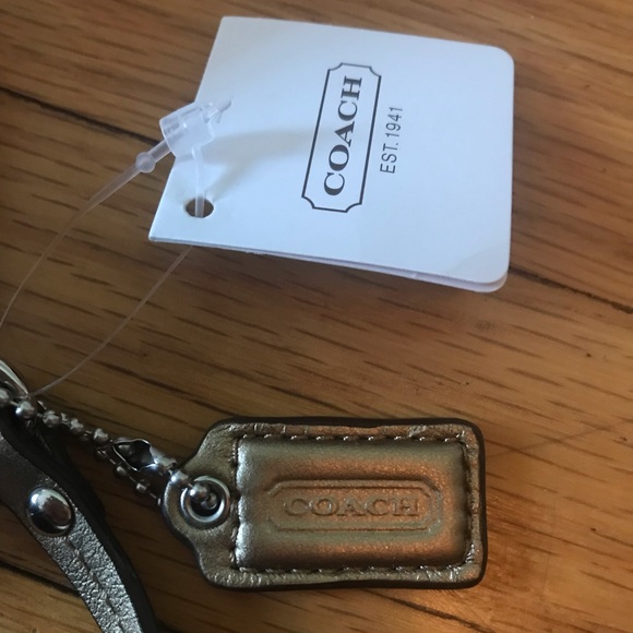 NWT Coach Wrislet - Picture 4 of 4